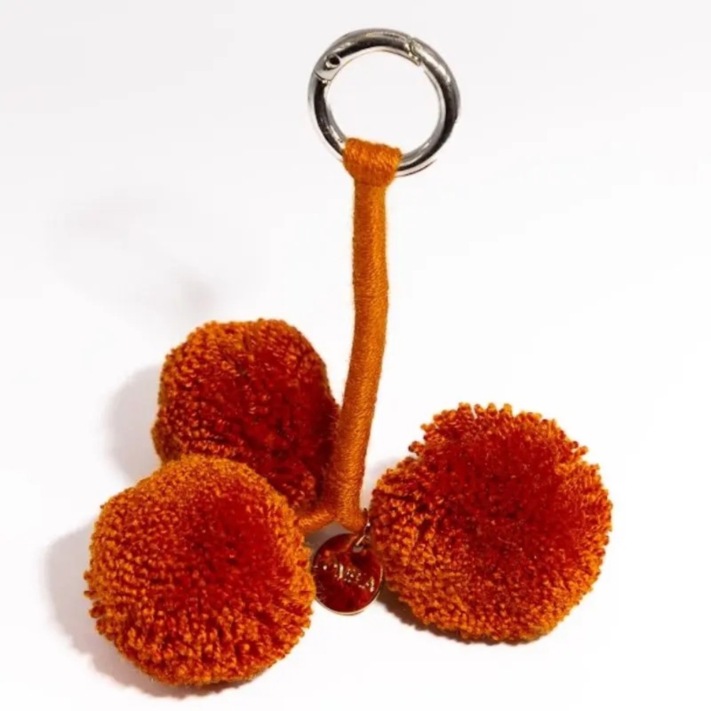 Colorful Pompom Wayuu Keychains - Picture 4 of 8